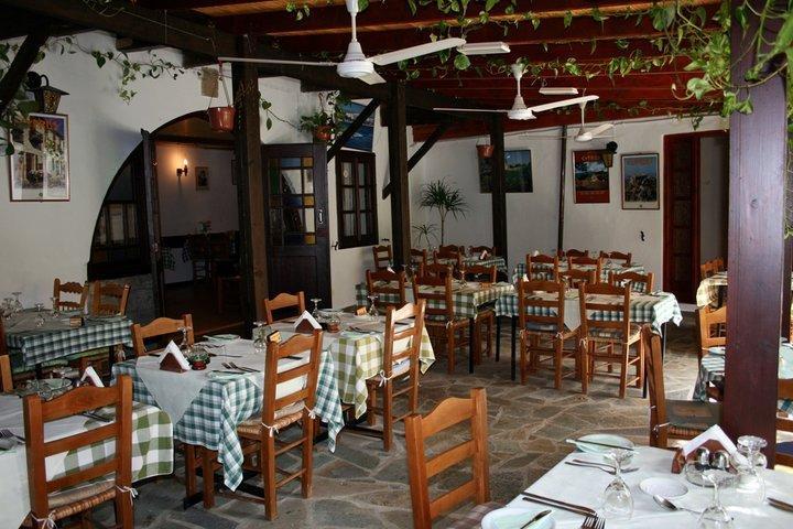 The Bunch Of Grapes Inn Pissouri Esterno foto