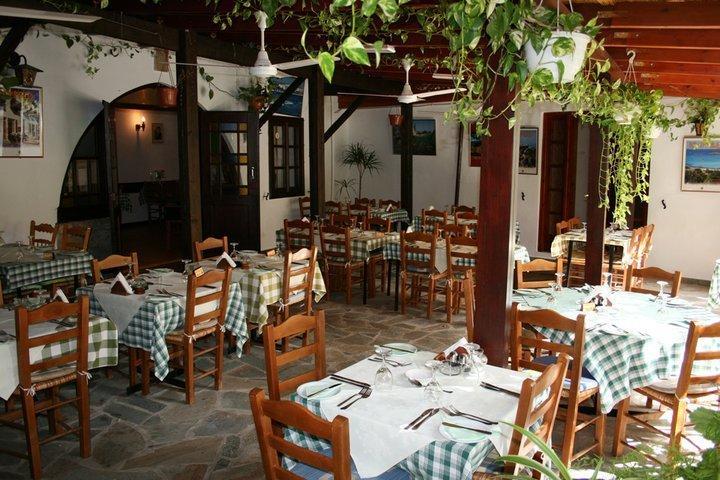 The Bunch Of Grapes Inn Pissouri Esterno foto